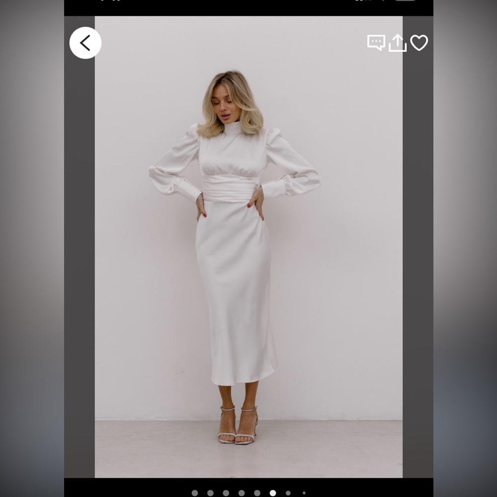Estilo Diani - White Silk Open Back Dress with Long Sleeves